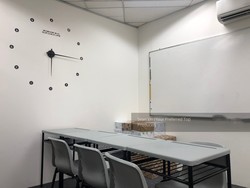Parkway Centre (D15), Office #208409881